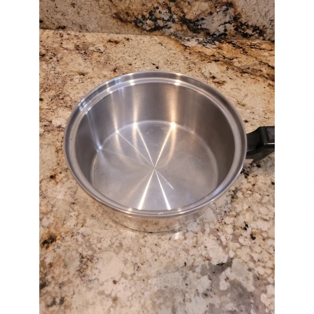 ROYAL PRESTIGE 2 Qt Saucepan & Lid 7-Ply T304 Surgical Steel Titanium Alloy USA